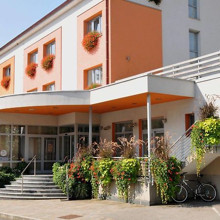 Hotel Bela Krajina Metlika Kültér fotó